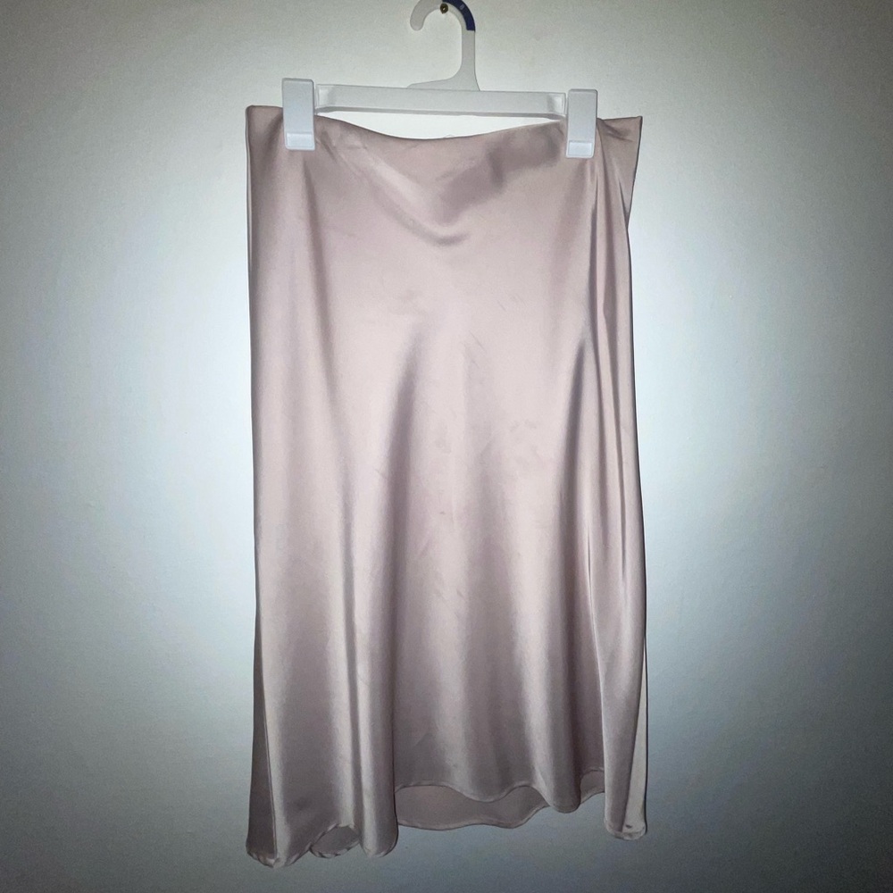 Elegant Satin-like pink Midi Skirt